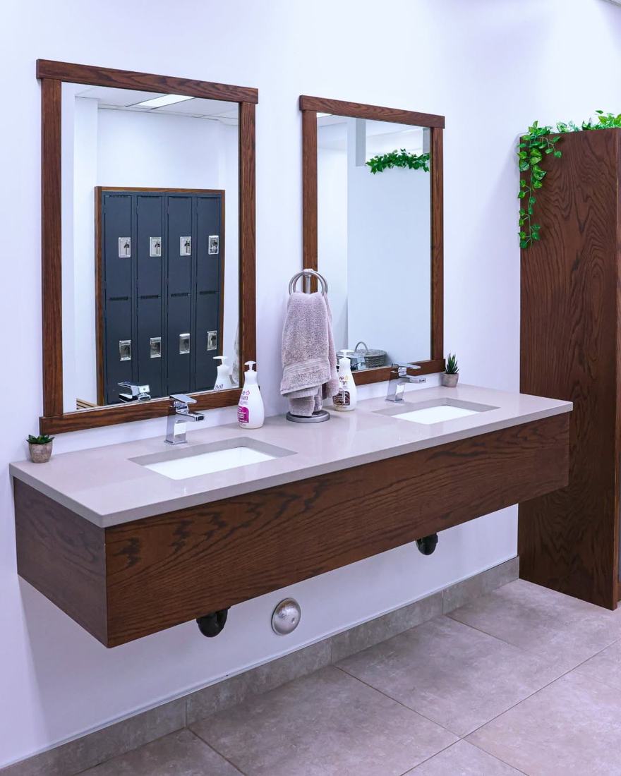 Wash station